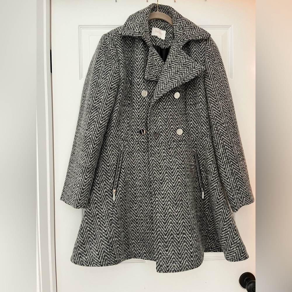 Laundry by Shelli Segal wool blend coat size medium